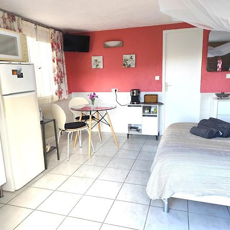 Studio le romantique à 20 kms de Nice Bendéjun Exterior foto