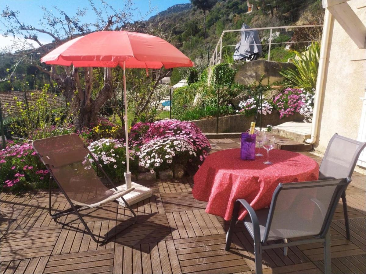 Studio le romantique à 20 kms de Nice Bendéjun Exterior foto