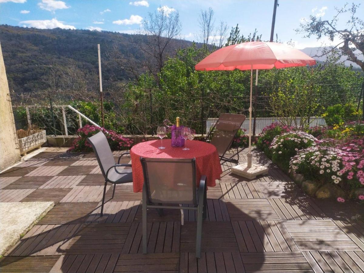 Studio le romantique à 20 kms de Nice Bendéjun Exterior foto