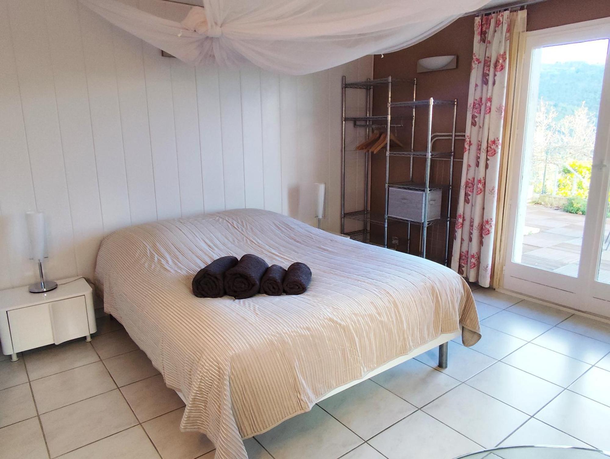 Studio le romantique à 20 kms de Nice Bendéjun Exterior foto