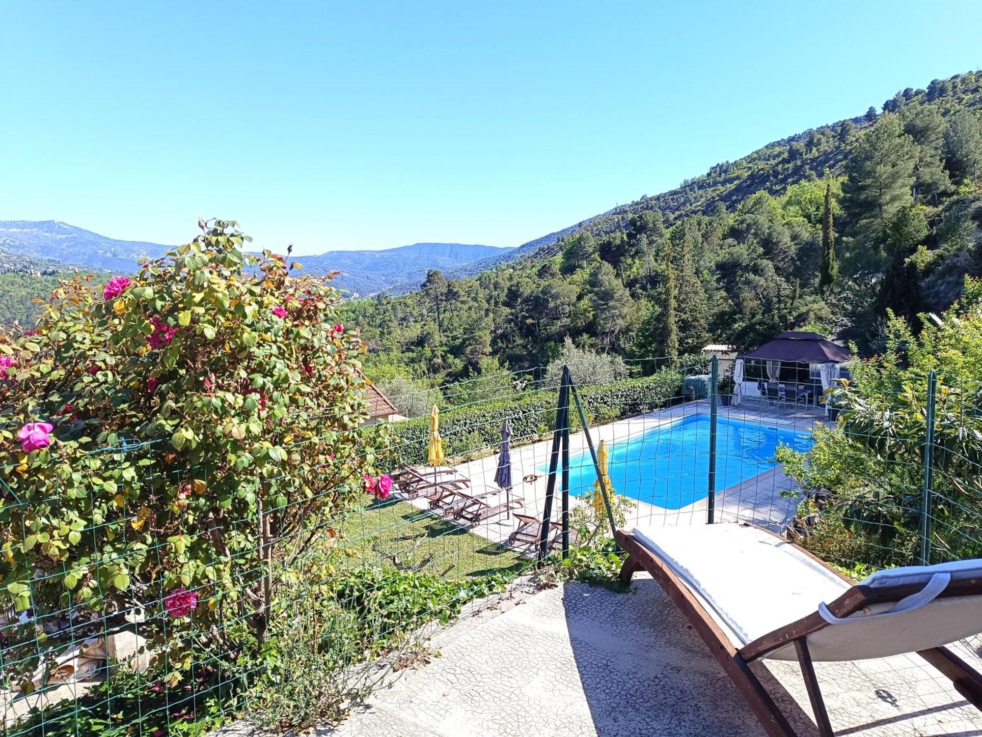 Studio le romantique à 20 kms de Nice Bendéjun Exterior foto